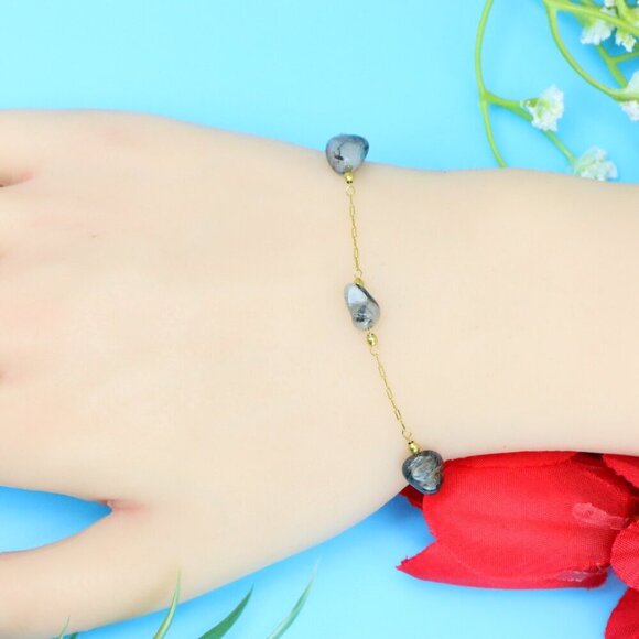 Chic & Stylish Bracelet – A Thoughtful Gift for Women and Girls, DYC1626 - Picture 3 of 10